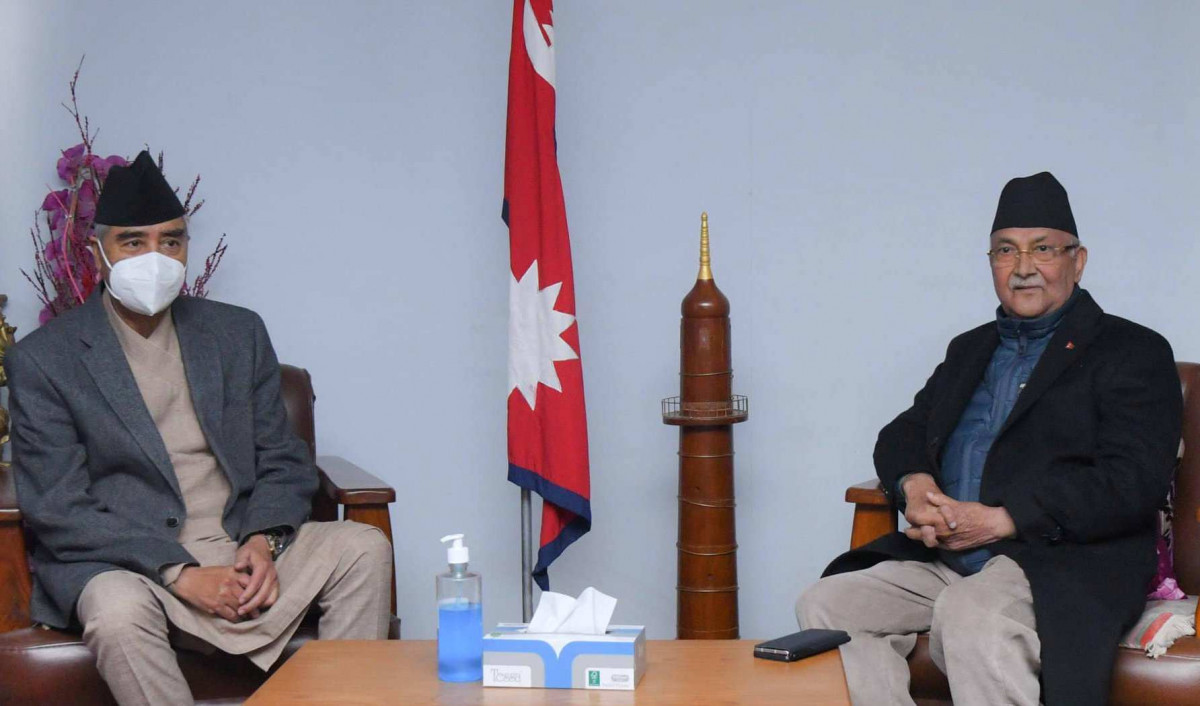 निर्णायक बार्ता गर्न प्रधानमन्त्री देउवा ओली निवासमा