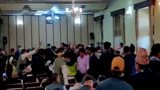 निर्वाचन आयोगले बोलाएको सर्वदलीय छलफलमा नाराबाजी