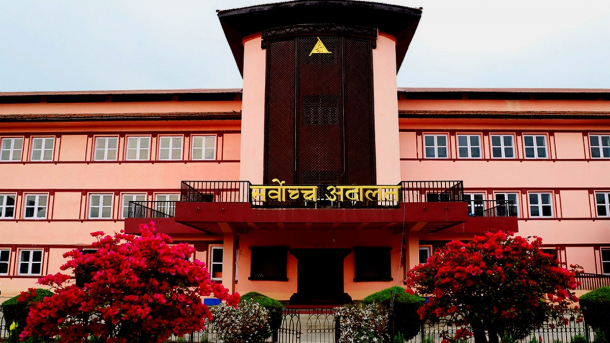 सर्वोच्चको आदेशः ‘राष्ट्रिय–अन्तर्राष्ट्रियस्तरमा प्रतिस्पर्धा गर्न सक्ने कानुनी शिक्षाको व्यवस्था गर्नू’
