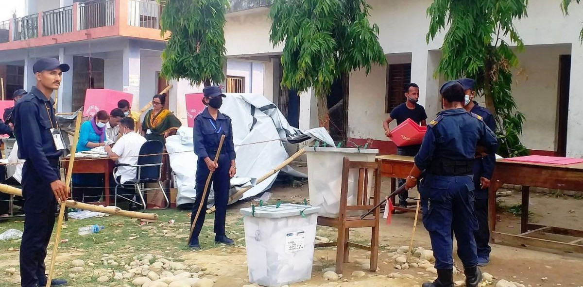 कञ्चनपुरमा ६० प्रतिशत मत खस्यो, पुर्नवासमा मतदान स्थगित
