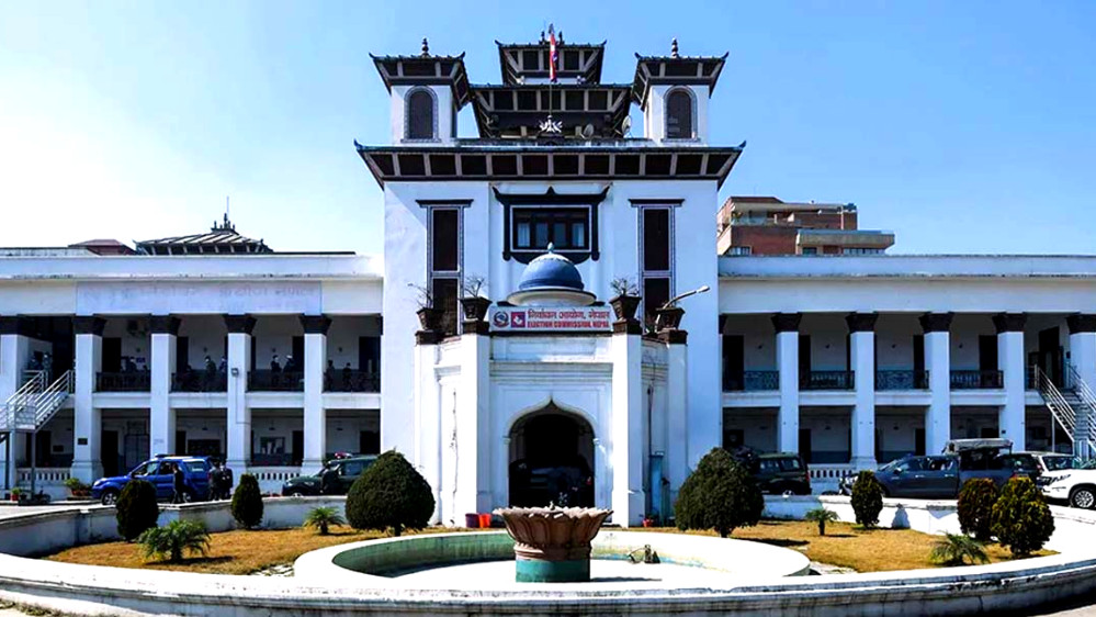 निर्वाचनलाई सुव्यवस्थित तुल्याउन तीव्र गृह कार्यमा छौँ ः आयोग