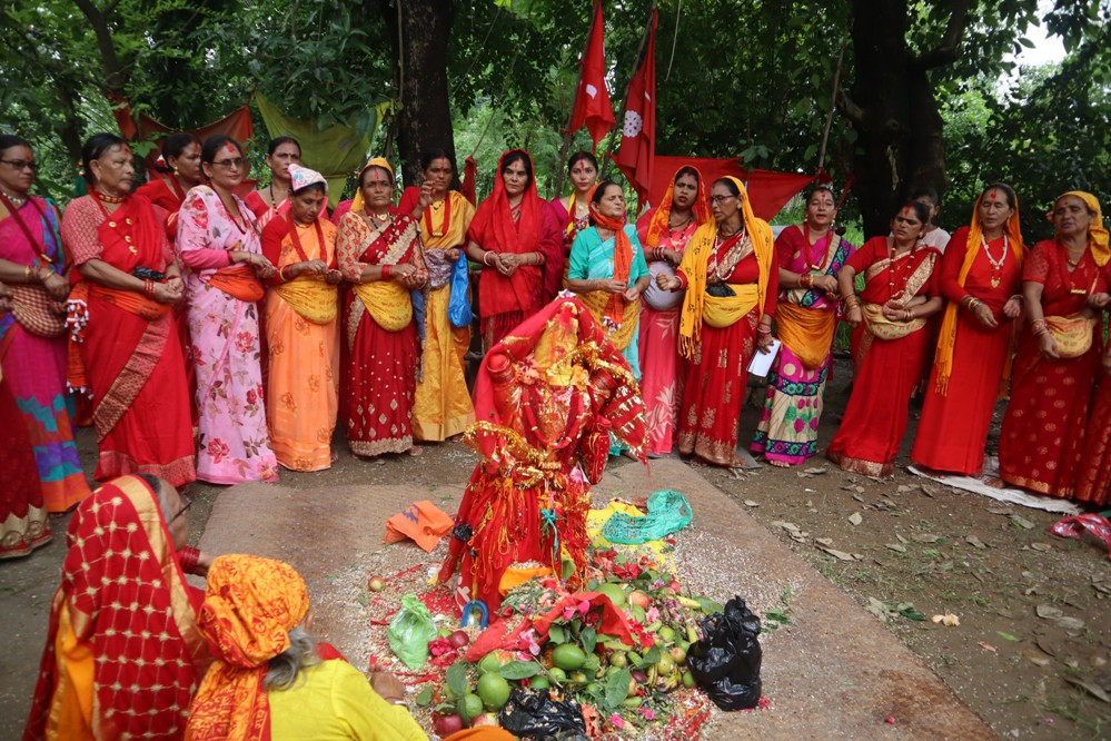 सुदूरपश्चिममा धुमधामसँग गौरा पर्व मनाइँदै