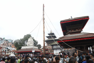 यम:द्यो ठड्याएर भक्तपुरमा ईन्द्रजात्रा सुरु गरियो