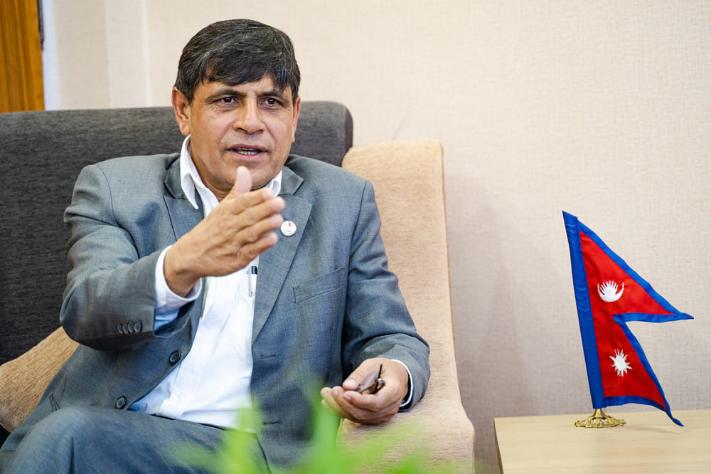 एमाले छाडेको घनश्याम भूसालको घोषणा