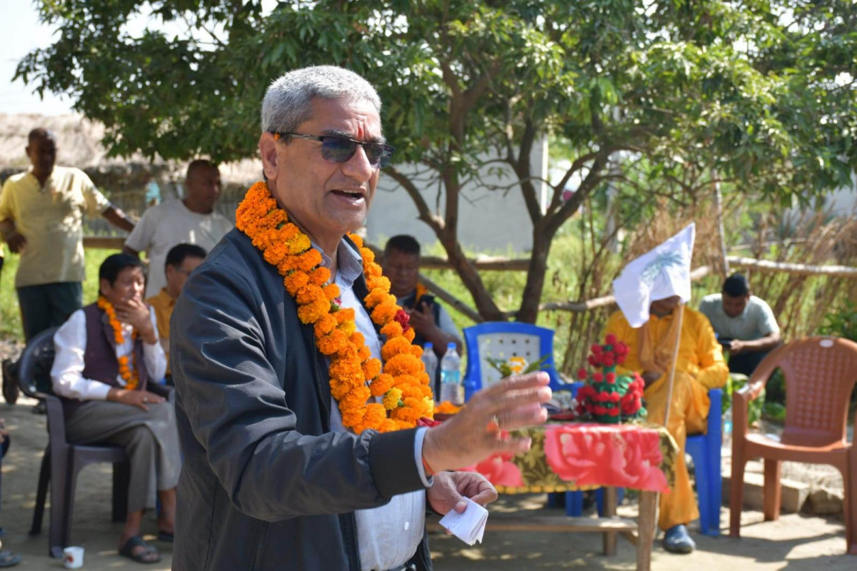 एमालेको ग्याँसको पाइप कहाँ पुग्यो  ?  नेता रमेश लेखक