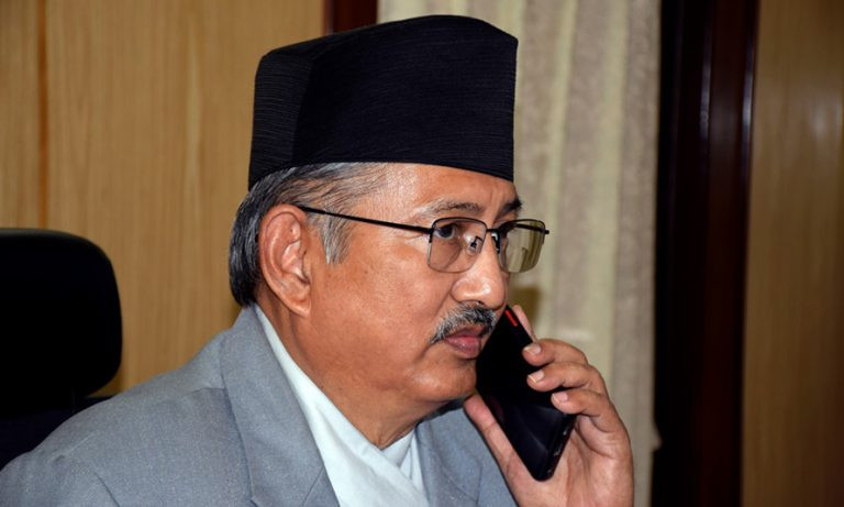 बाजुराको त्रिवेणी नगरपालिकामा शान्तिपूर्ण वातावरण बनाउन गृहमन्त्रीको सुरक्षा निकायलाई निर्देशन