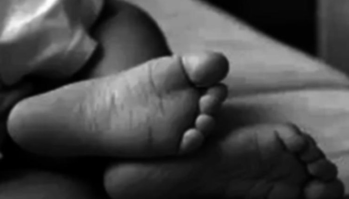 कञ्चनपुरमा विद्यालयको बसबाट लडेर घाइते भएका बालकको मृत्यु
