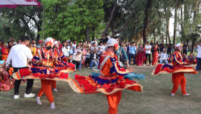 प्रादेशीक लोक नृत्य प्रतियोगितामा बैतडीको छलिया नृत्य प्रथम