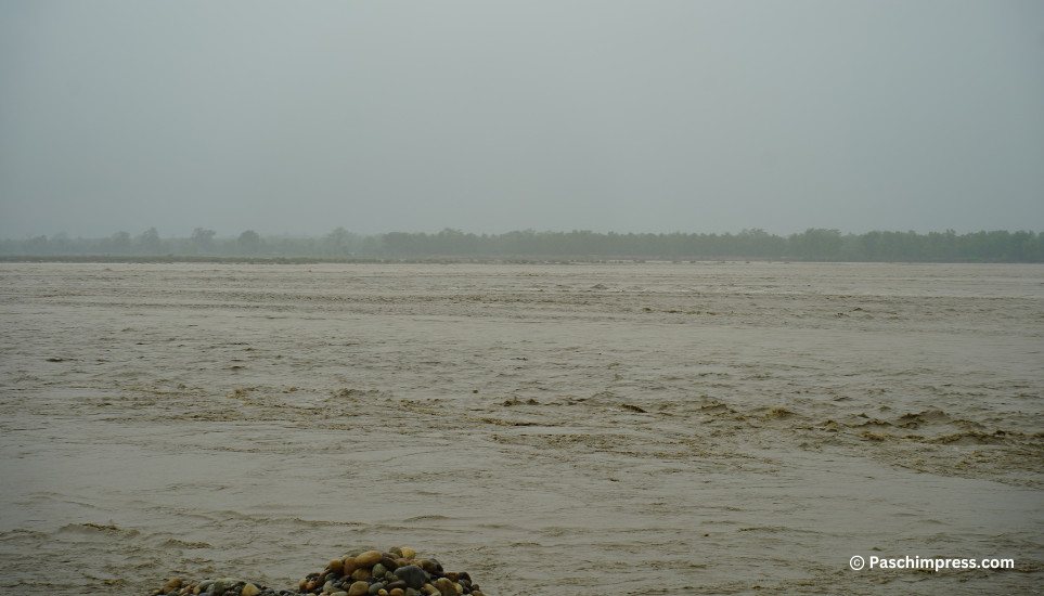 सुदूर पहाडी जिल्लामा भारी वर्षा, महाकाली किनारका बस्तीमा हाई अलर्ट