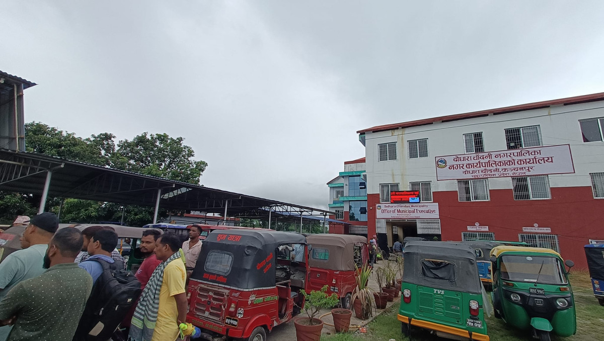 दोधारा चाँदनीका अटो व्यवसायी आन्दोलित