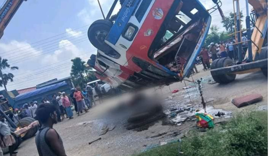 बाँकेमा बस दुर्घटना हुँदा २ जनाको मृत्यु, २५ घाइते
