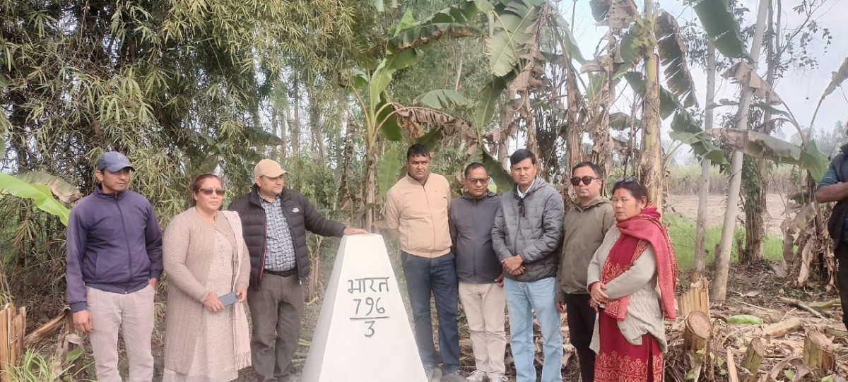 भारतीय पक्षले एकतर्फी रुपमा सिमाना छुट्टाएर दशगजा क्षेत्रमा रेखांकन गरेपछि स्थानीयको विरोध